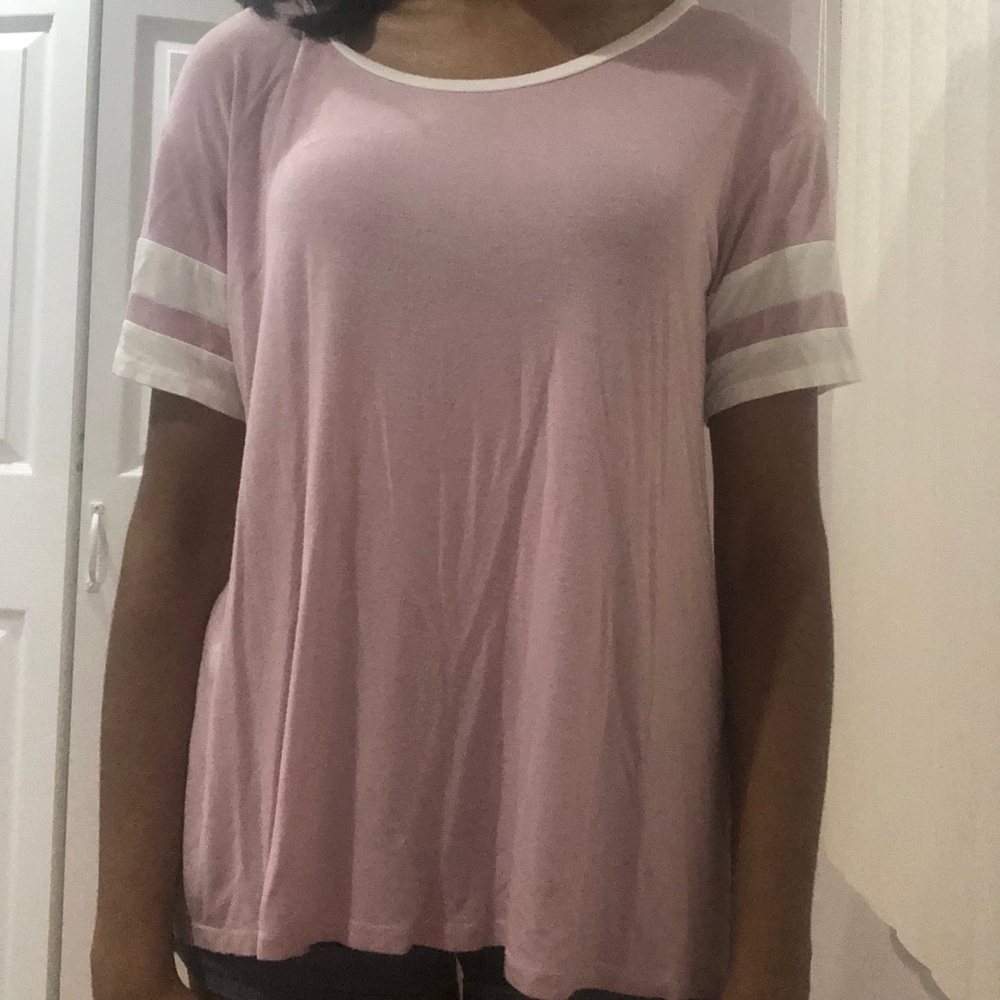 Pink tee